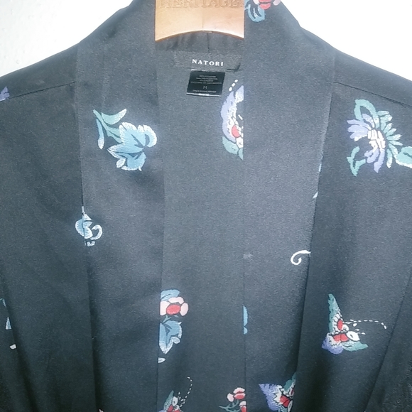 Natori M Satin Belted Asian Vibe Kimono Robe - Picture 3 of 7